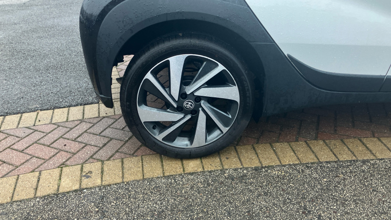 Toyota Aygo X 1.0 VVT-i Edge 5dr Petrol Hatchback